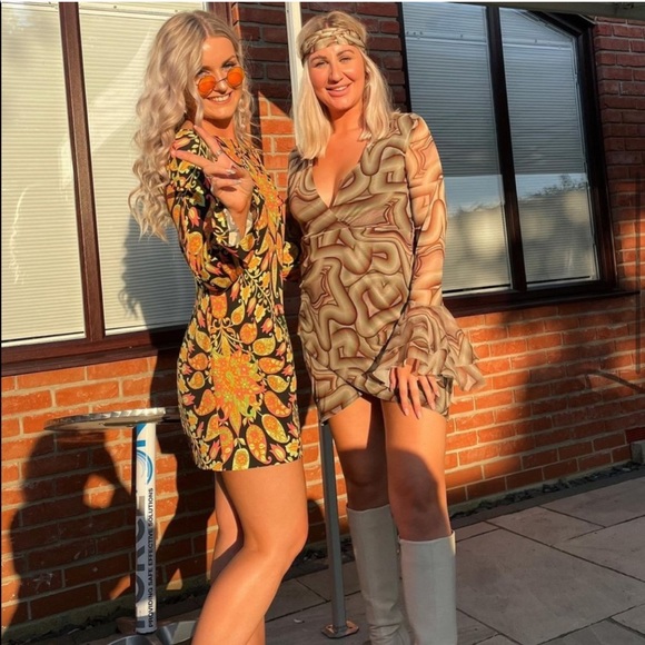 ✨SALE✨Zara Printed Mini Dress ✨SALE✨ - Picture 4 of 11